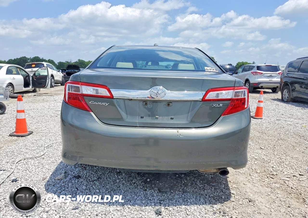 2012 Toyota Camry Xle VIN:4T4BF1FK4CR268084 - 6