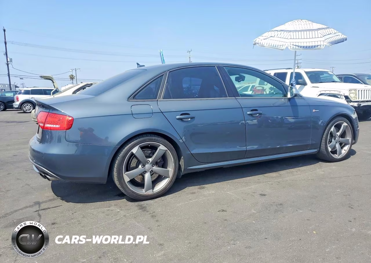 2011 Audi S4 Premium Plus VIN:WAUBGAFL0BA066182 - 3