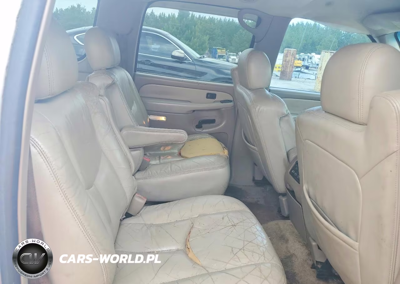 2003 Chevrolet Suburan VIN:1GNFK16Z53J247830 - 10