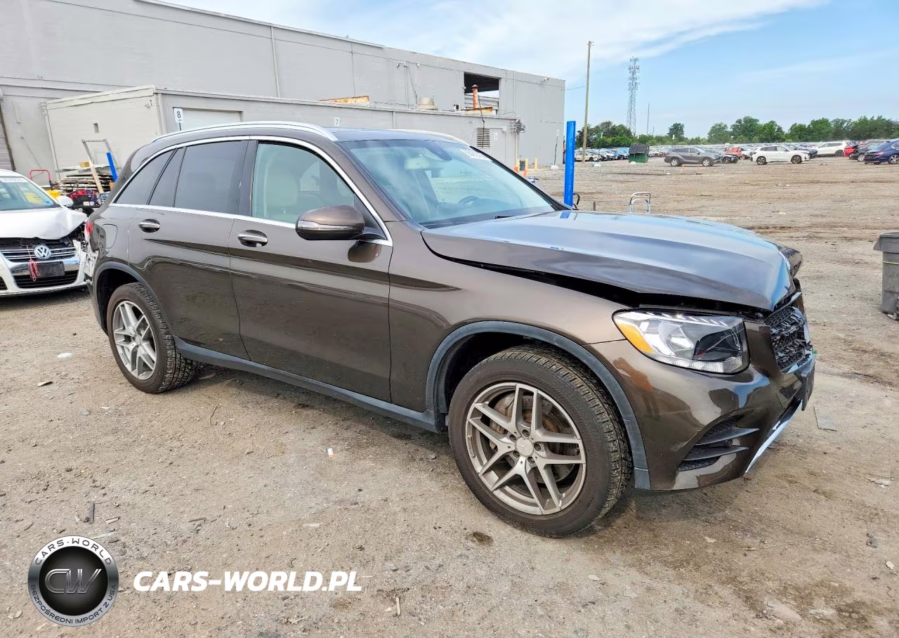 2016 Mercedes-Benz Glc 300 4Matic VIN:WDC0G4KB3GF070322 - 4