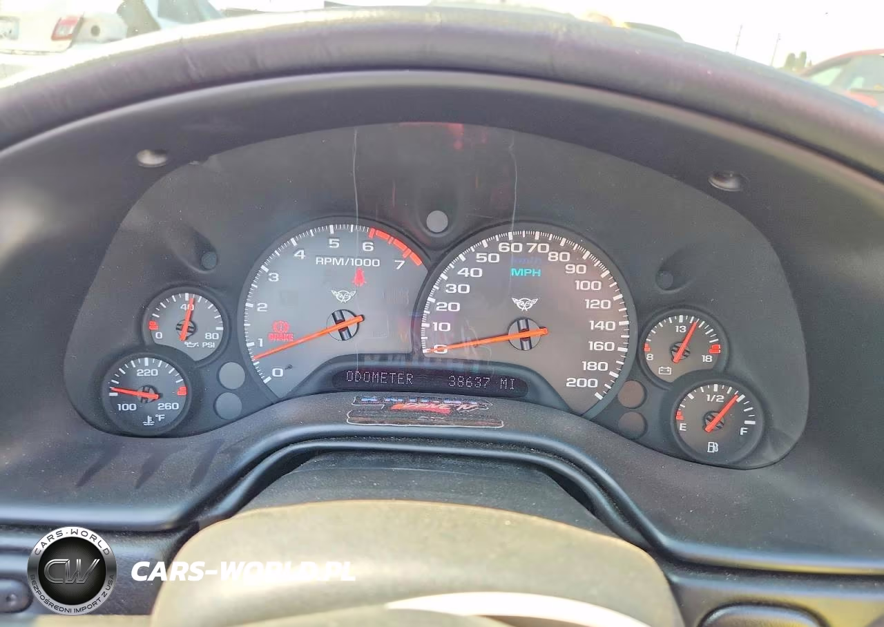 2002 Chevrolet Corvette VIN:1G1YY32G525104313 - 9