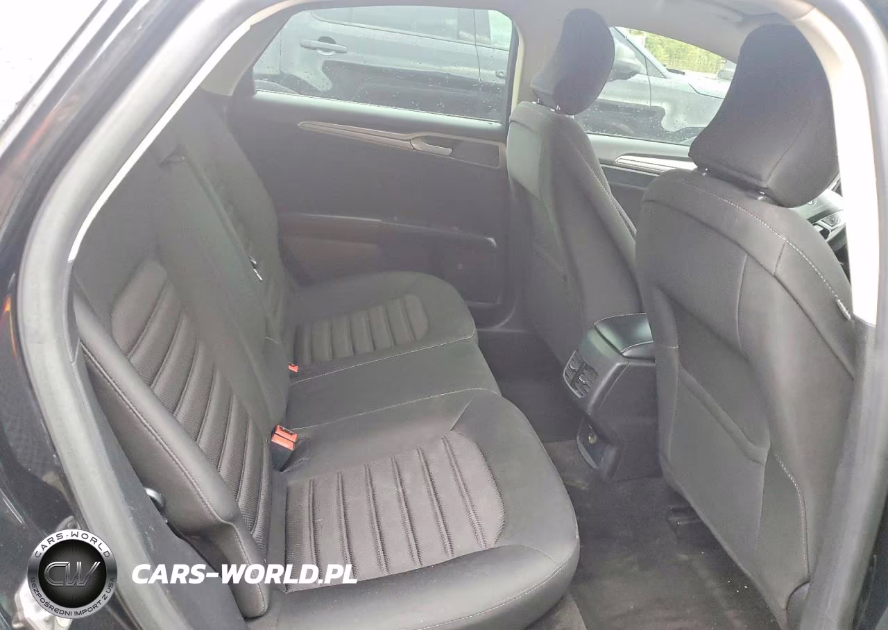 2018 Ford Fusion Se VIN:3FA6P0HD1JR266423 - 10
