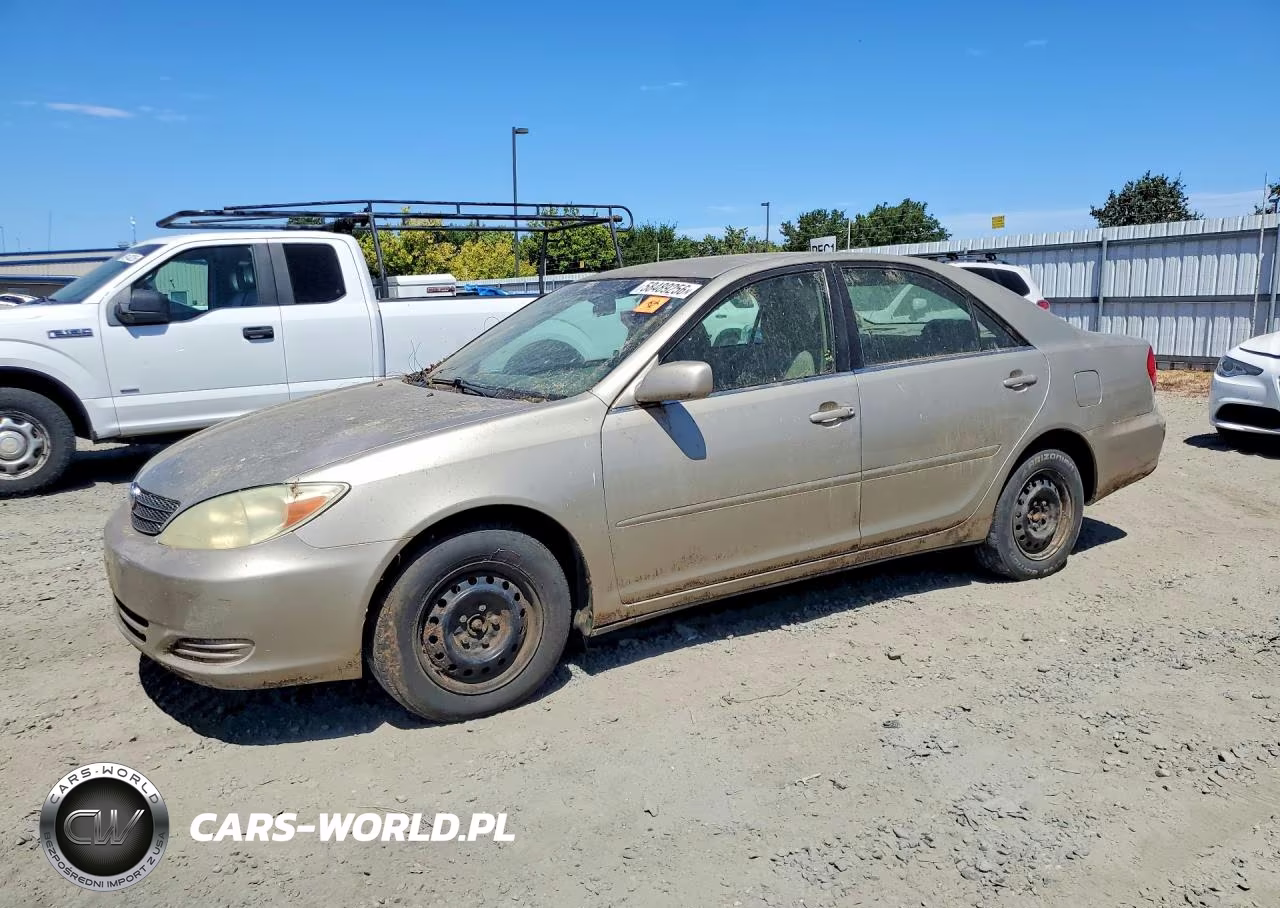 2004 Toyota Camry Le – zdjęcie 1 z 12
