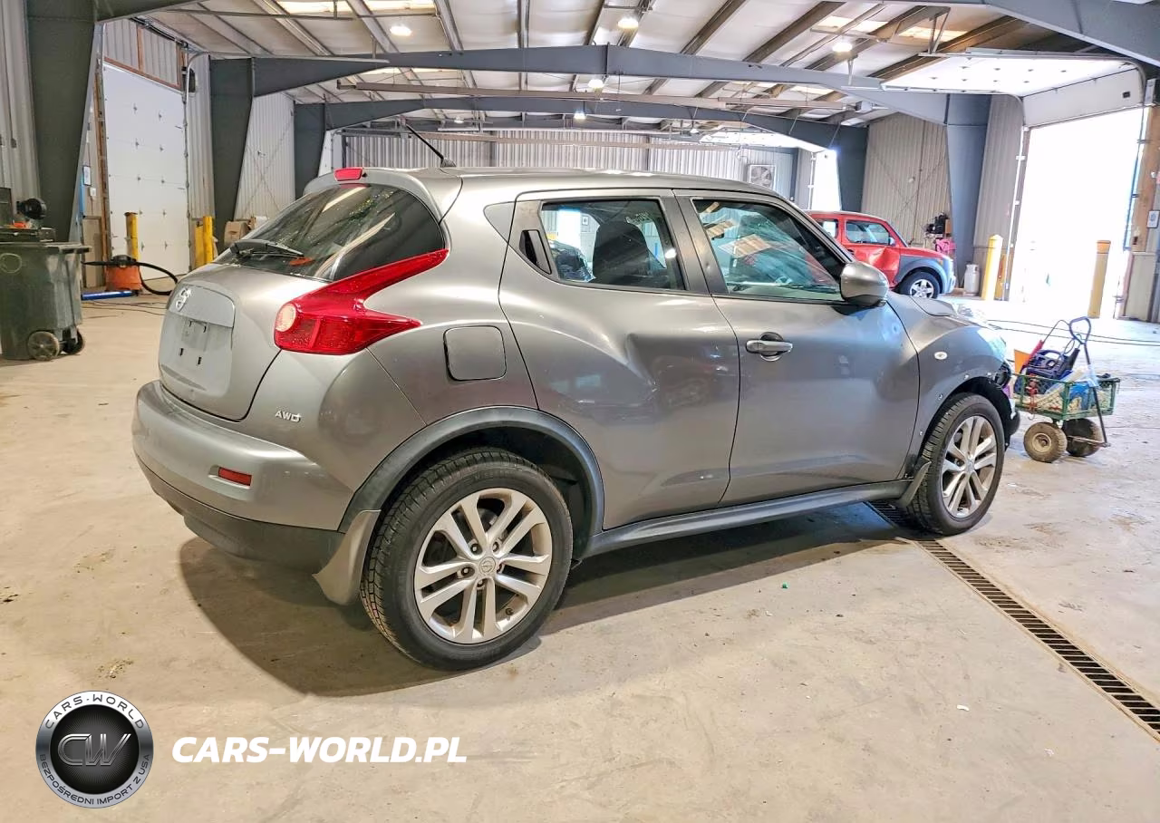 2011 Nissan Juke S VIN:JN8AF5MV9BT008237 - 3