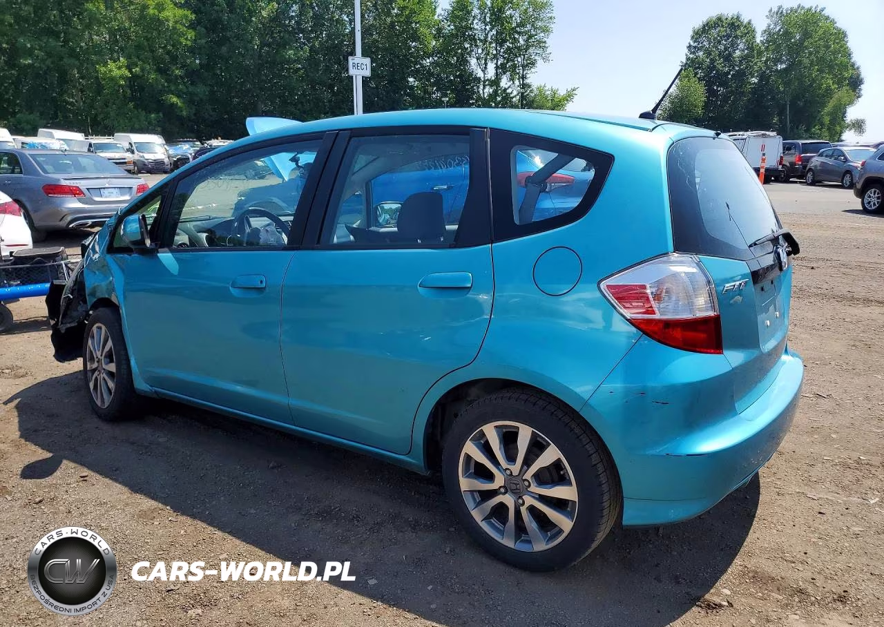 2013 Honda Fit VIN:JHMGE8H31DC021732 - 2