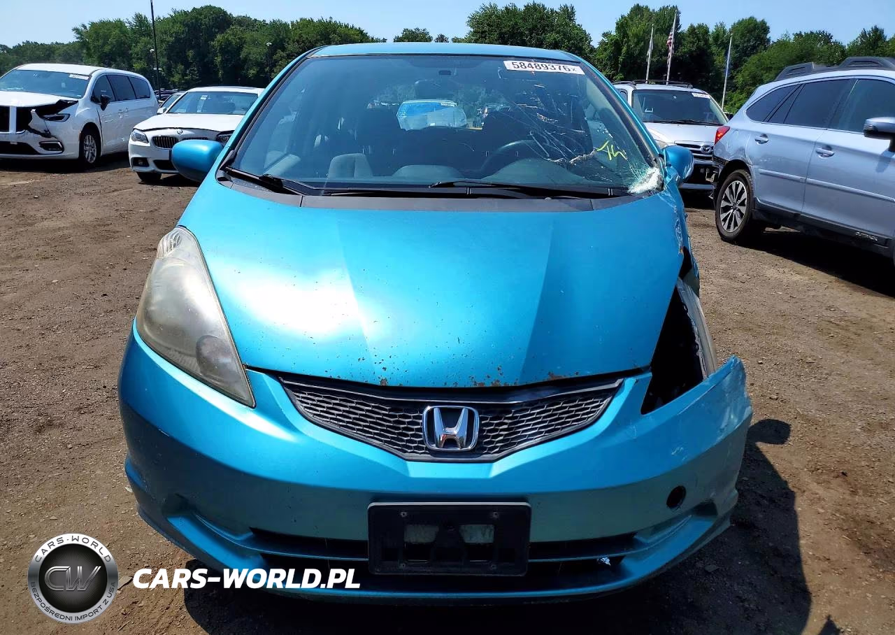 2013 Honda Fit VIN:JHMGE8H31DC021732 - 5