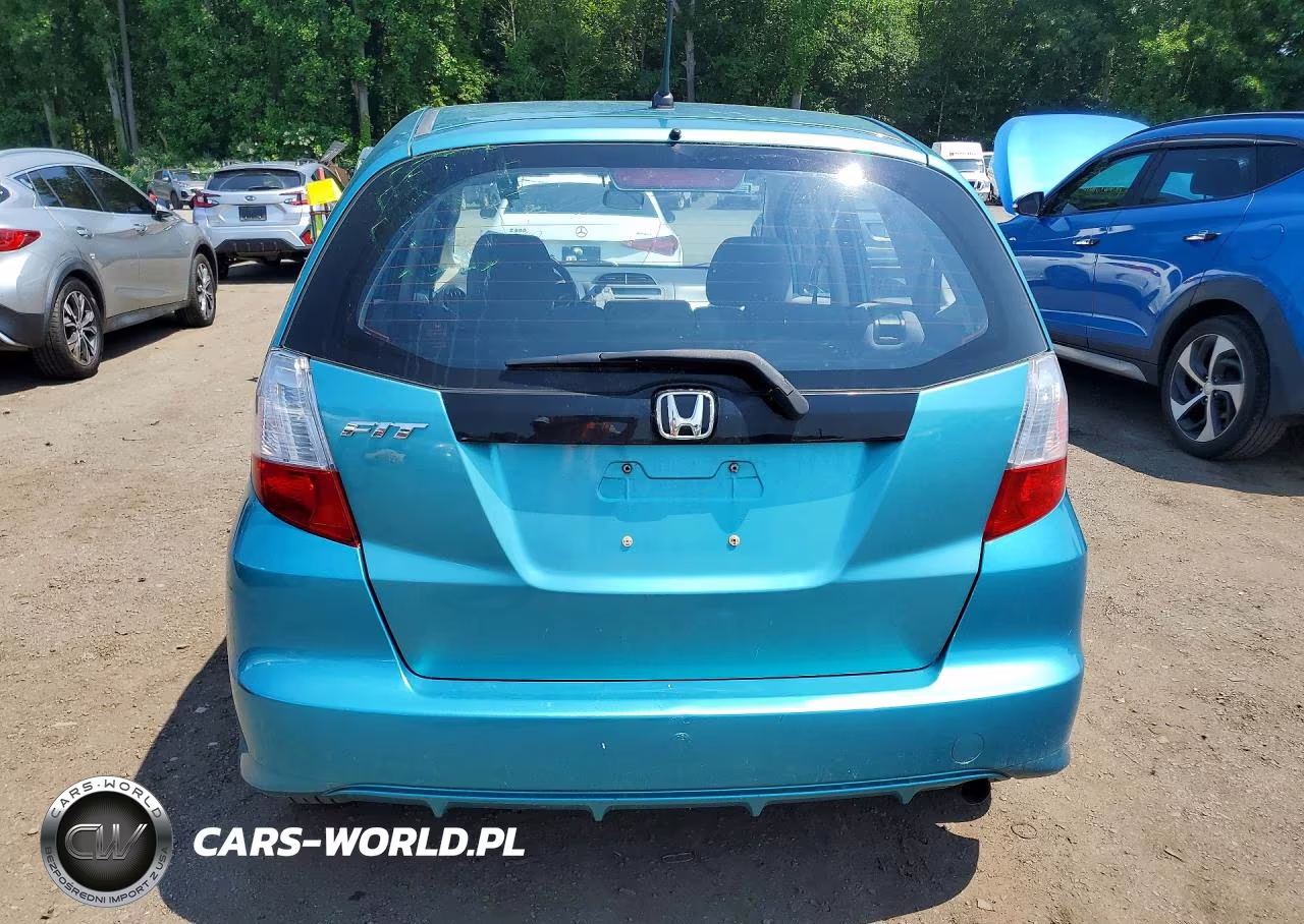 2013 Honda Fit VIN:JHMGE8H31DC021732 - 6
