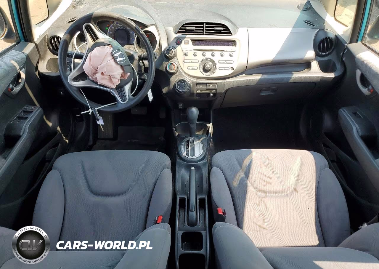 2013 Honda Fit VIN:JHMGE8H31DC021732 - 8