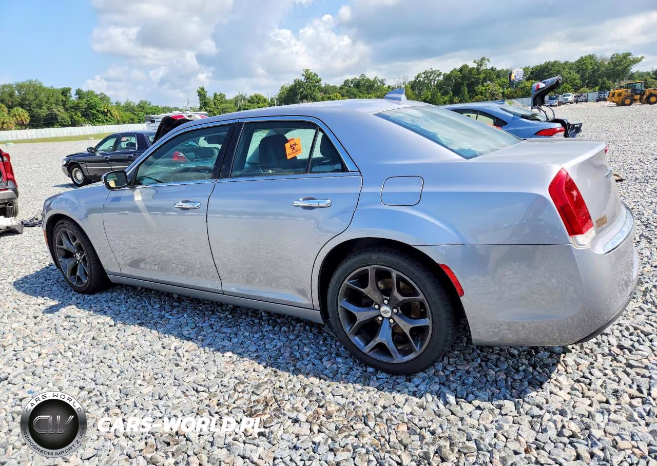 2016 Chrysler 300C VIN:2C3CCAEG3GH334209 - 2