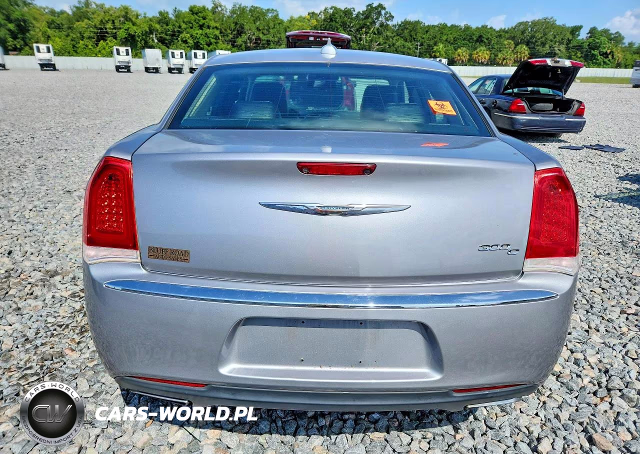 2016 Chrysler 300C VIN:2C3CCAEG3GH334209 - 6