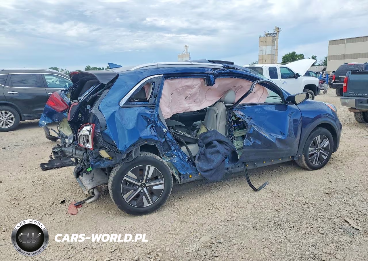 2020 Kia Niro Ex Premium VIN:KNDCE3LC0L5420323 - 3