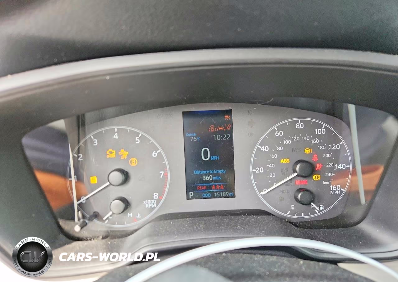 2025 Toyota Corolla Cross L VIN:7MUAAABG5SV130332 - 9