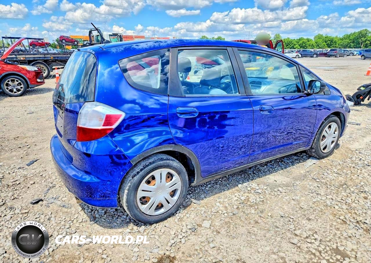 2010 Honda Fit VIN:JHMGE8G2XAS000095 - 3