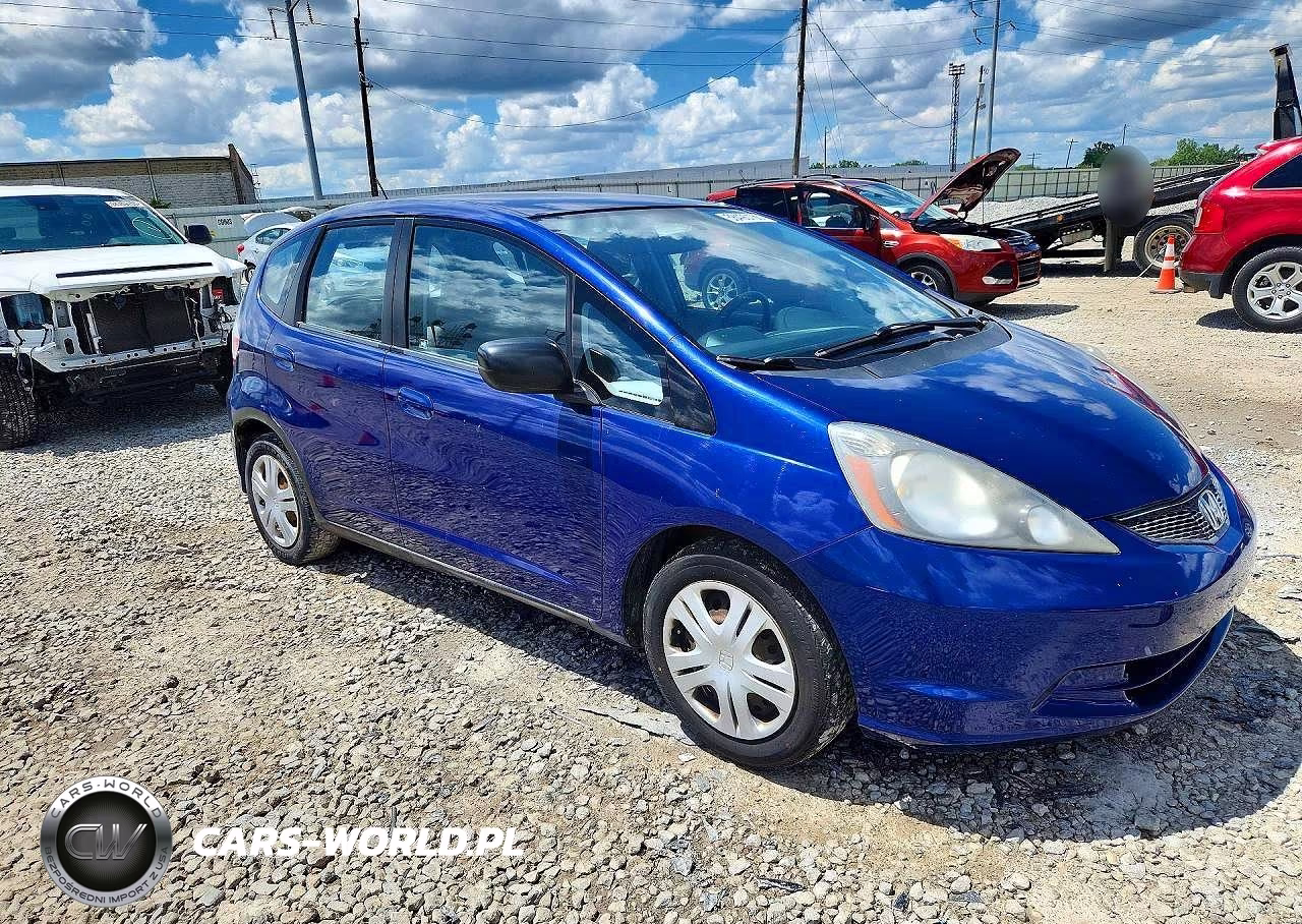 2010 Honda Fit VIN:JHMGE8G2XAS000095 - 4