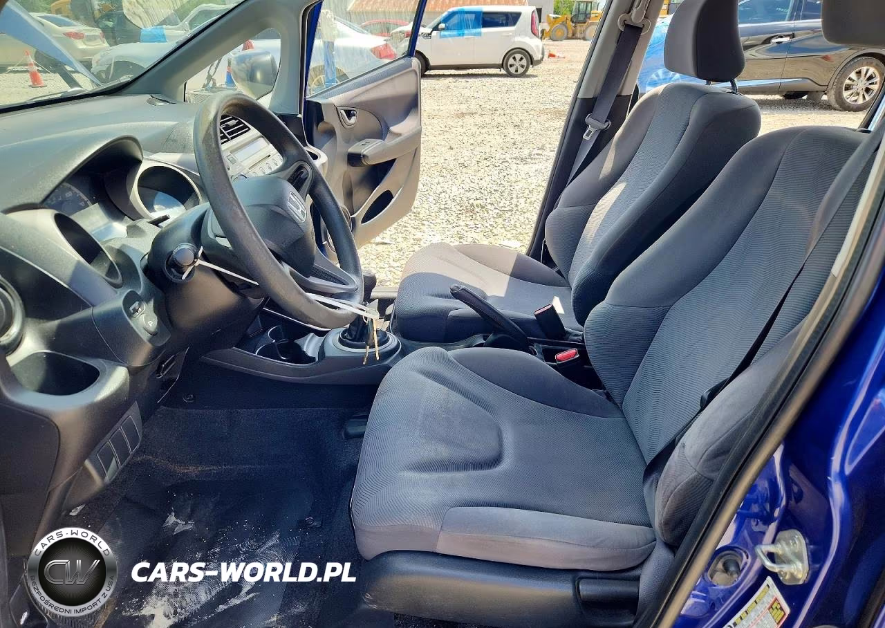 2010 Honda Fit VIN:JHMGE8G2XAS000095 - 7