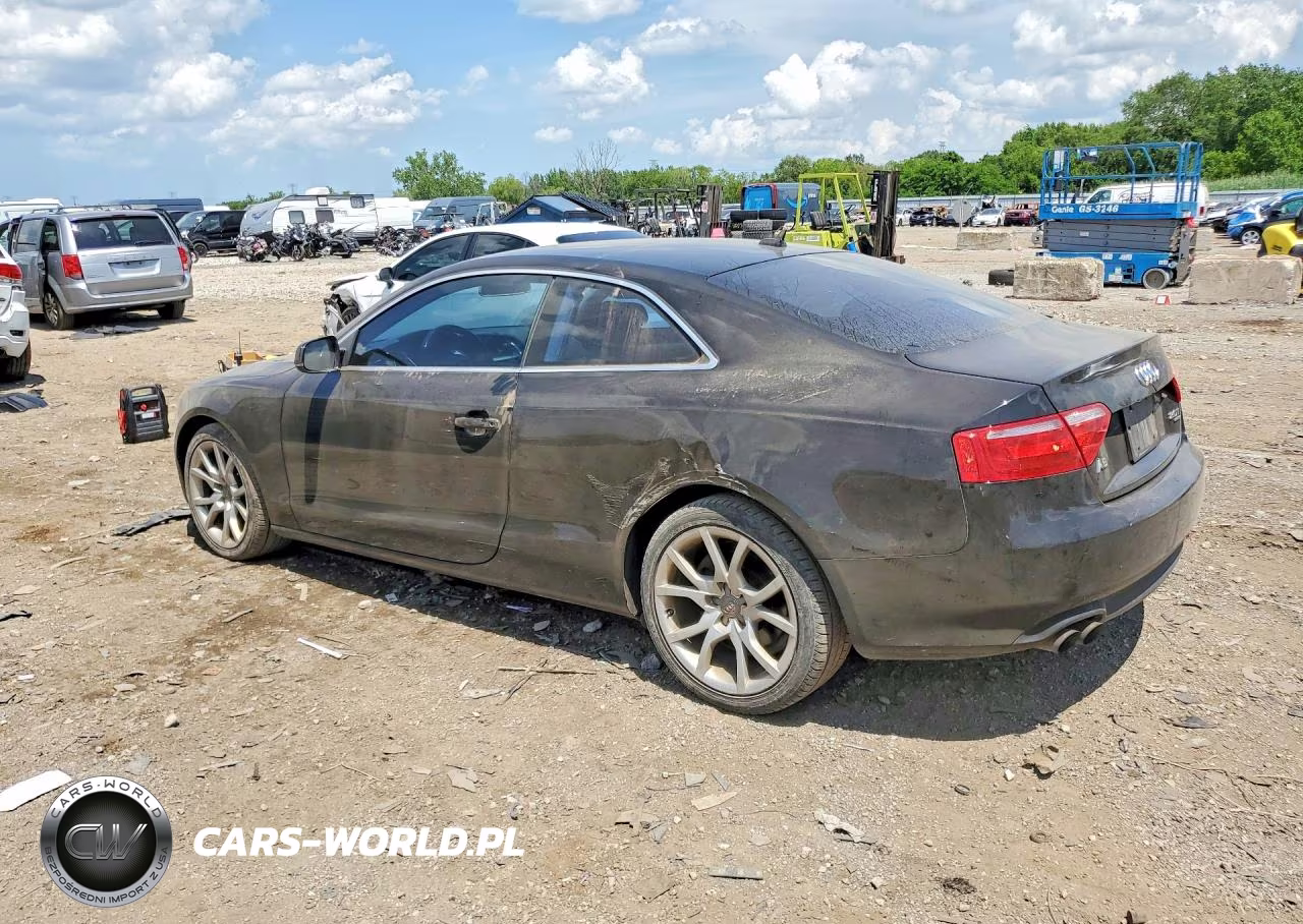 2011 Audi A5 Premium VIN:WAUCFAFR5BA041175 - 2
