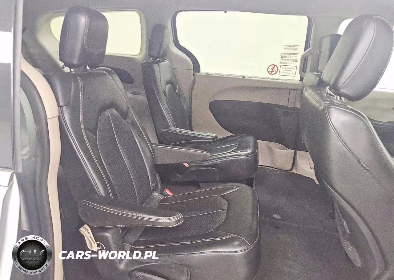 2020 Chrysler Voyager Lxi VIN:2C4RC1DG8LR264640 - 11