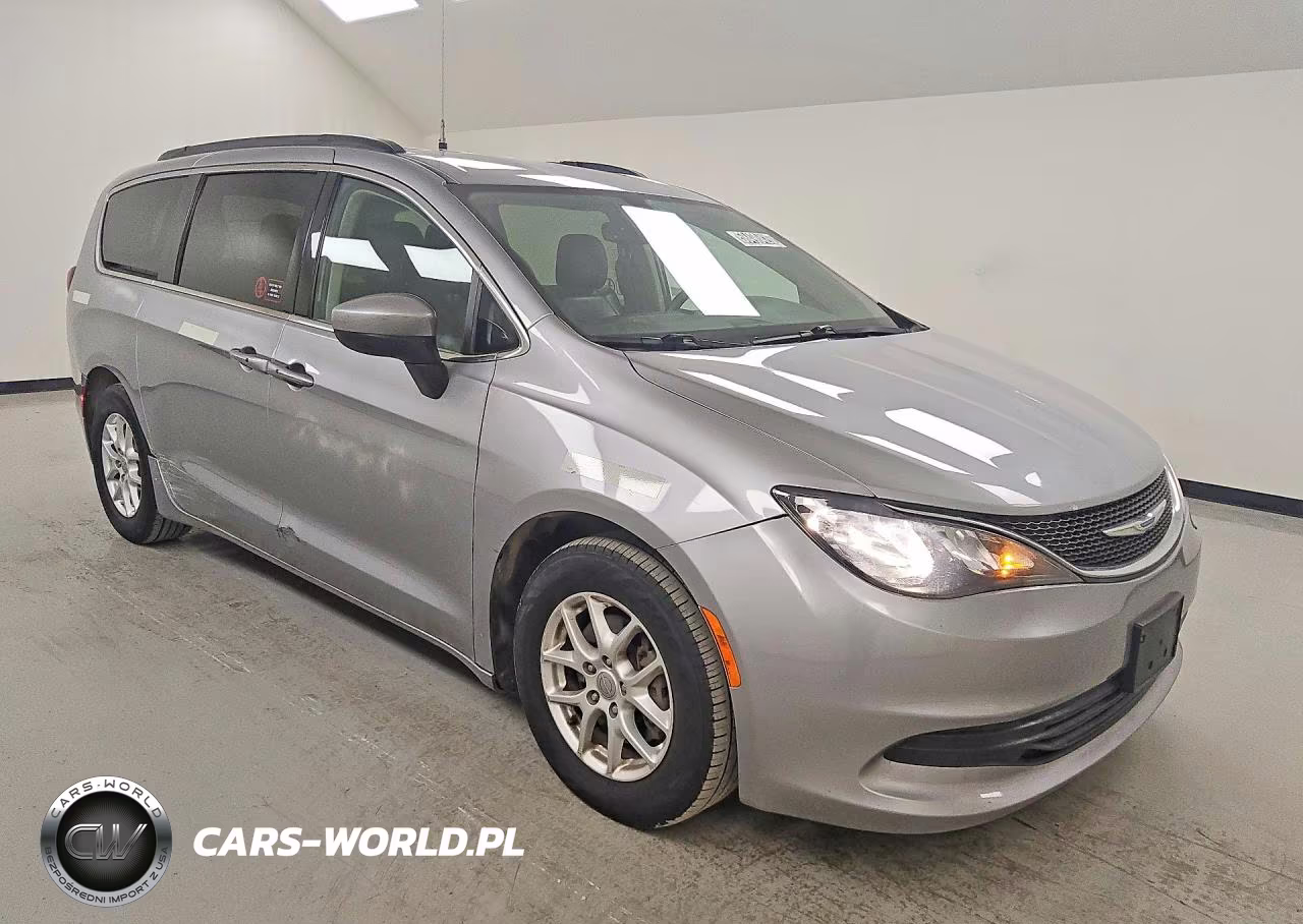 2020 Chrysler Voyager Lxi VIN:2C4RC1DG8LR264640 - 4