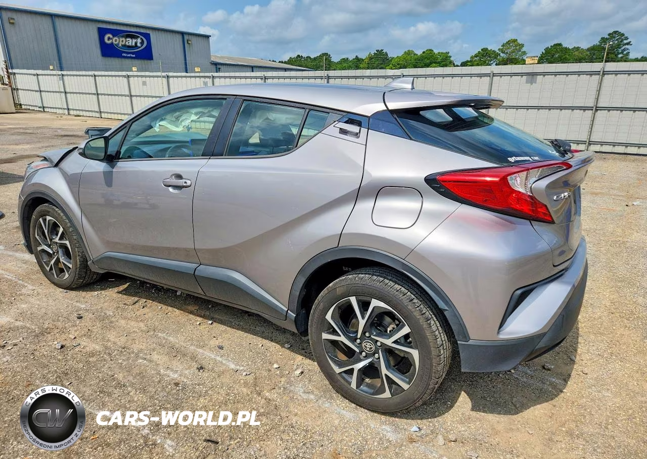2020 Toyota C-Hr Xle VIN:NMTKHMBX6LR116855 - 2
