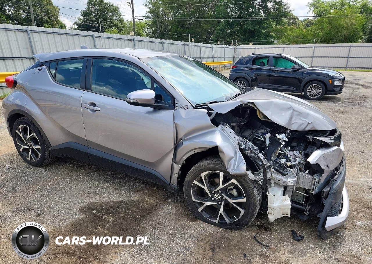 2020 Toyota C-Hr Xle VIN:NMTKHMBX6LR116855 - 4