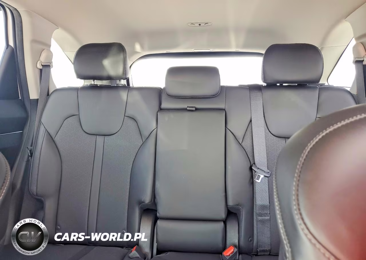 2023 Kia Sorento S VIN:5XYRL4LC7PG213950 - 10
