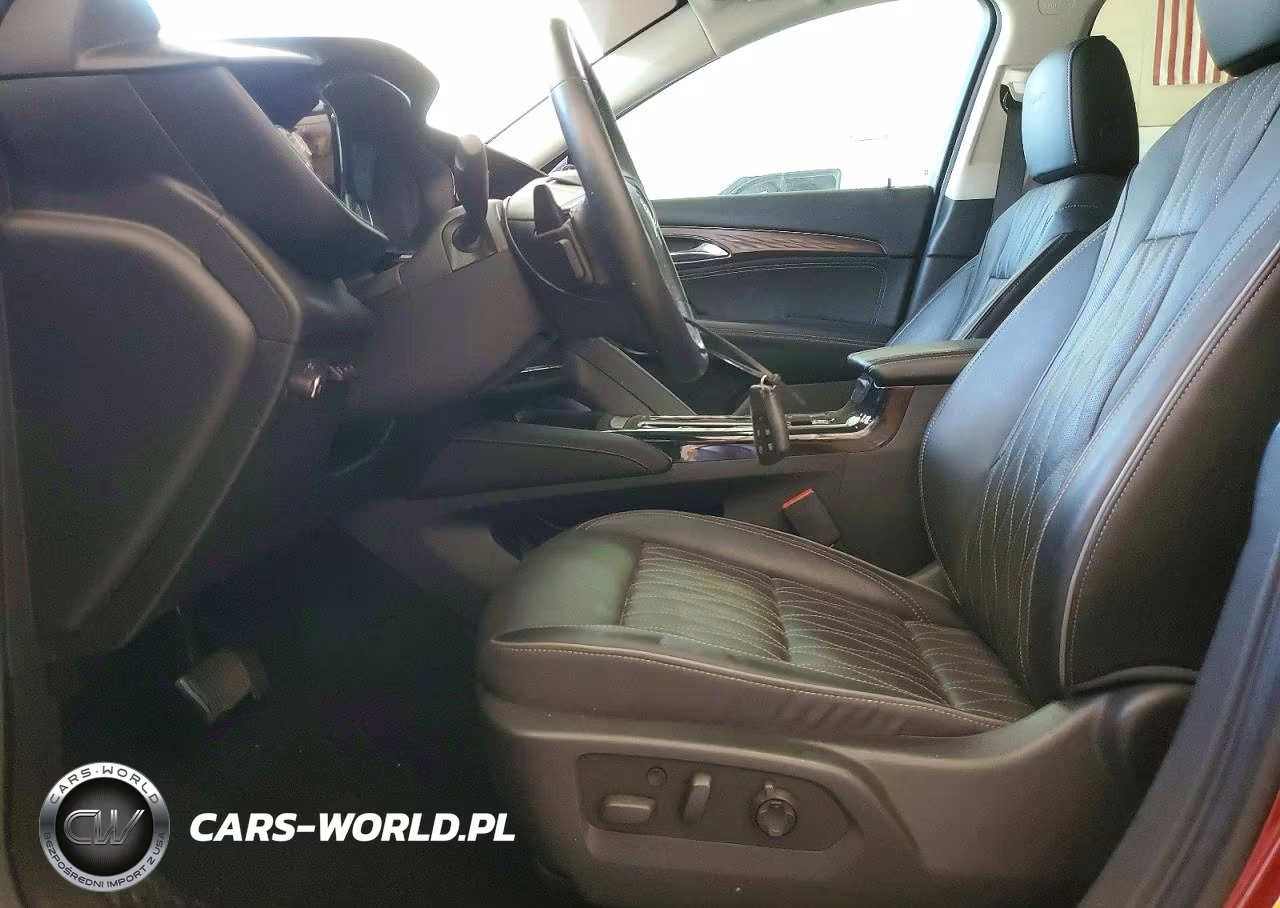 2021 Buick Envision Avenir VIN:LRBFZSR4XMD053349 - 7