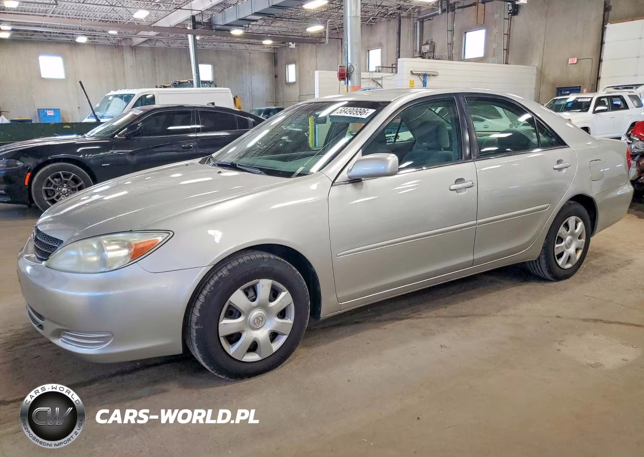 2004 Toyota Camry Le
