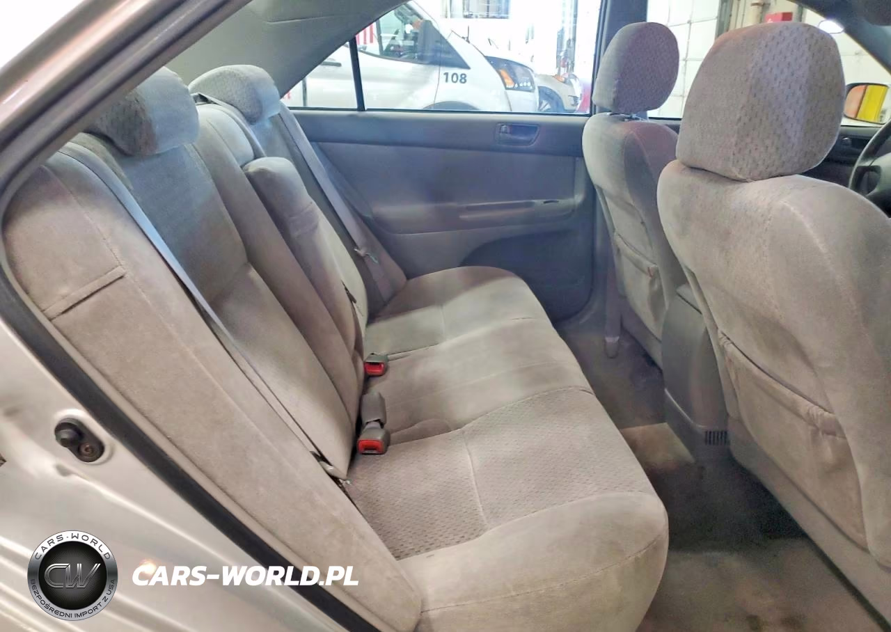2004 Toyota Camry Le VIN:4T1BE32K94U376331 - 10