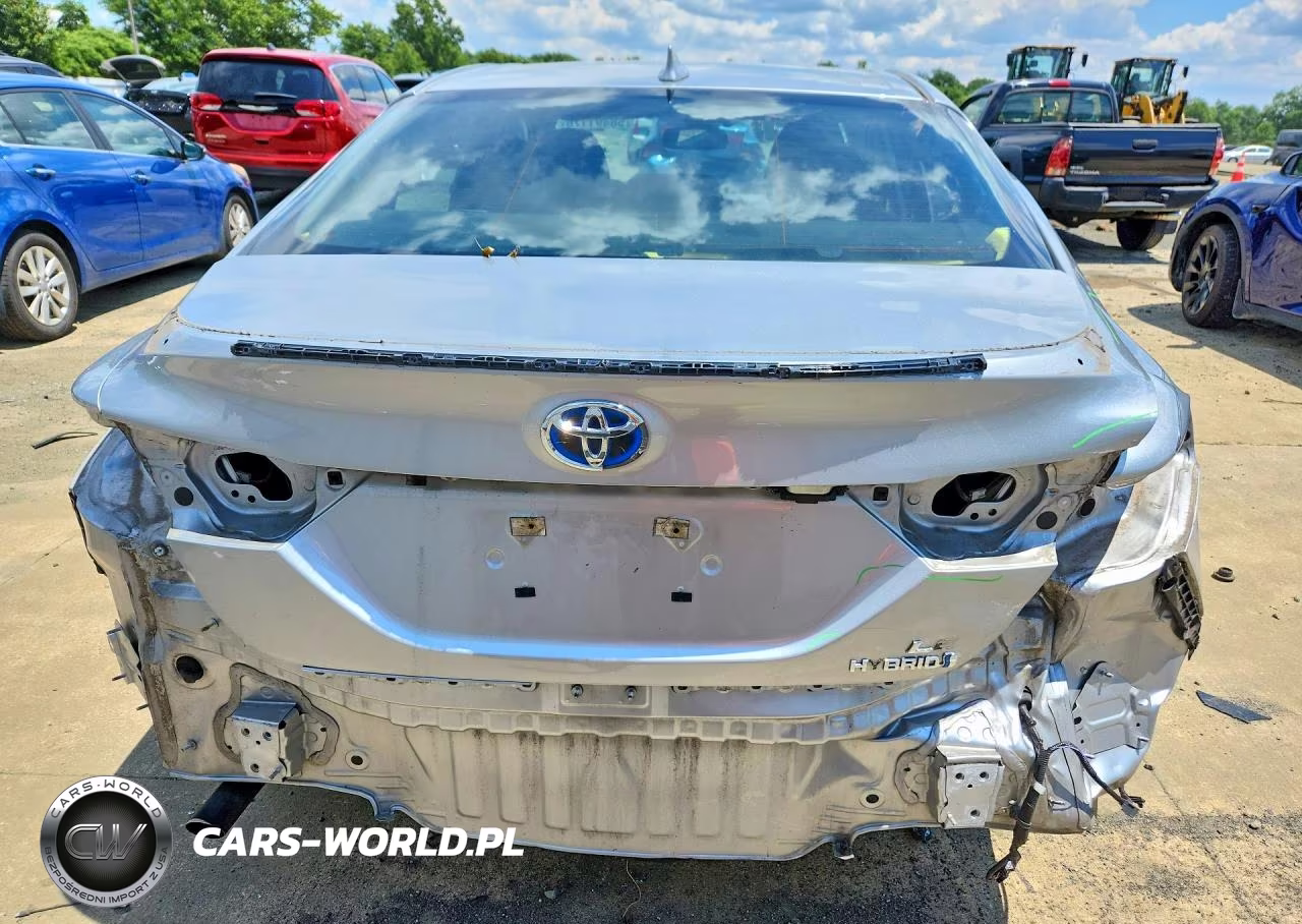2018 Toyota Camry Le VIN:4T1B31HK1JU504574 - 6