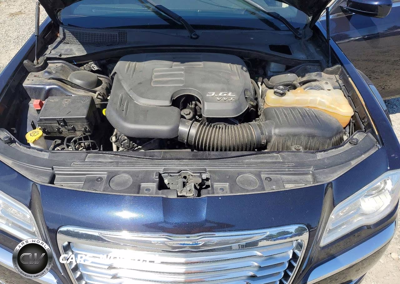 2012 Chrysler 300 VIN:2C3CCAAG8CH129890 - 11