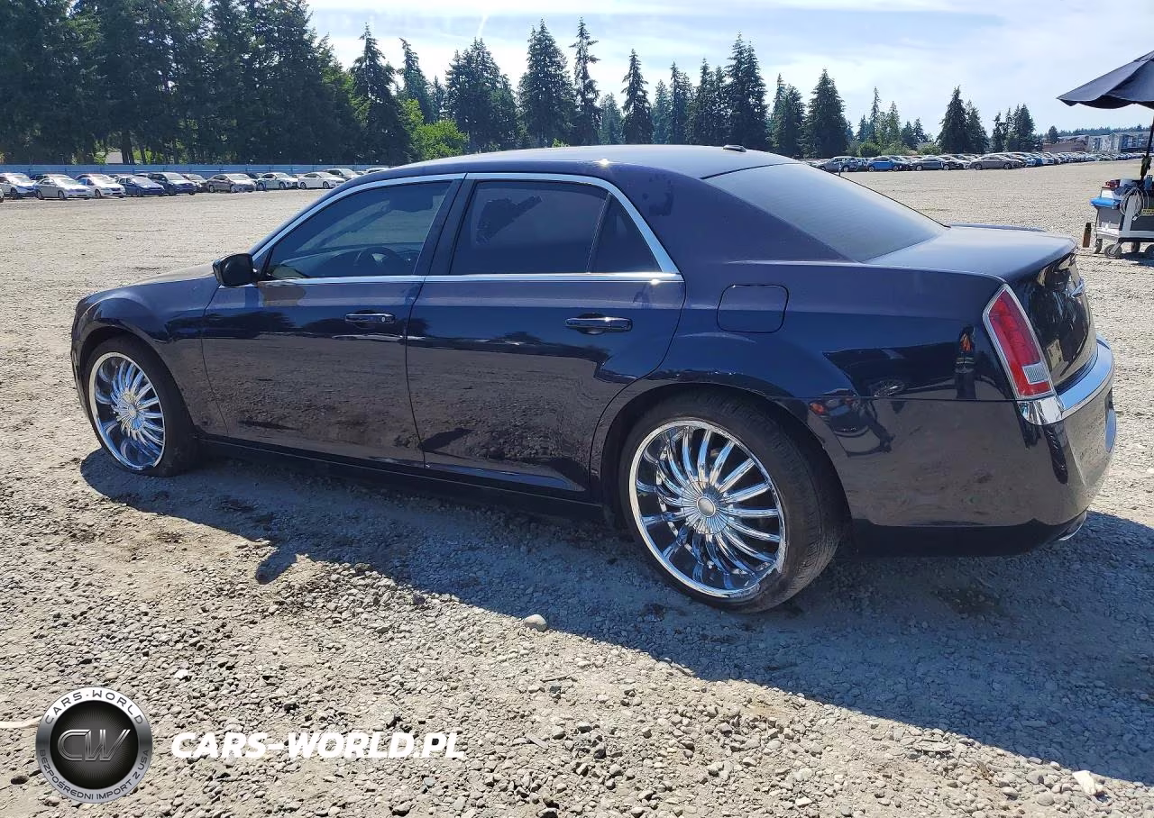 2012 Chrysler 300 VIN:2C3CCAAG8CH129890 - 2
