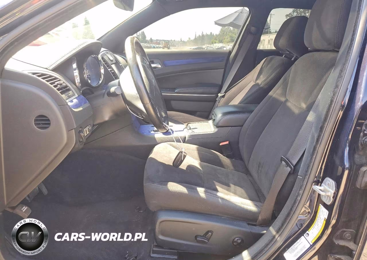 2012 Chrysler 300 VIN:2C3CCAAG8CH129890 - 7