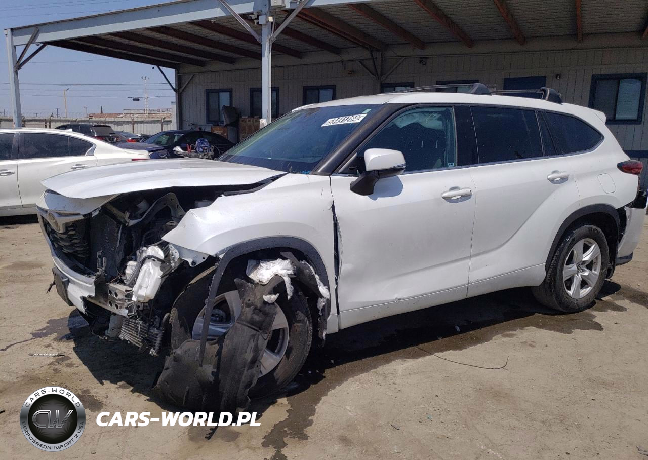 2022 Toyota Highlander Le