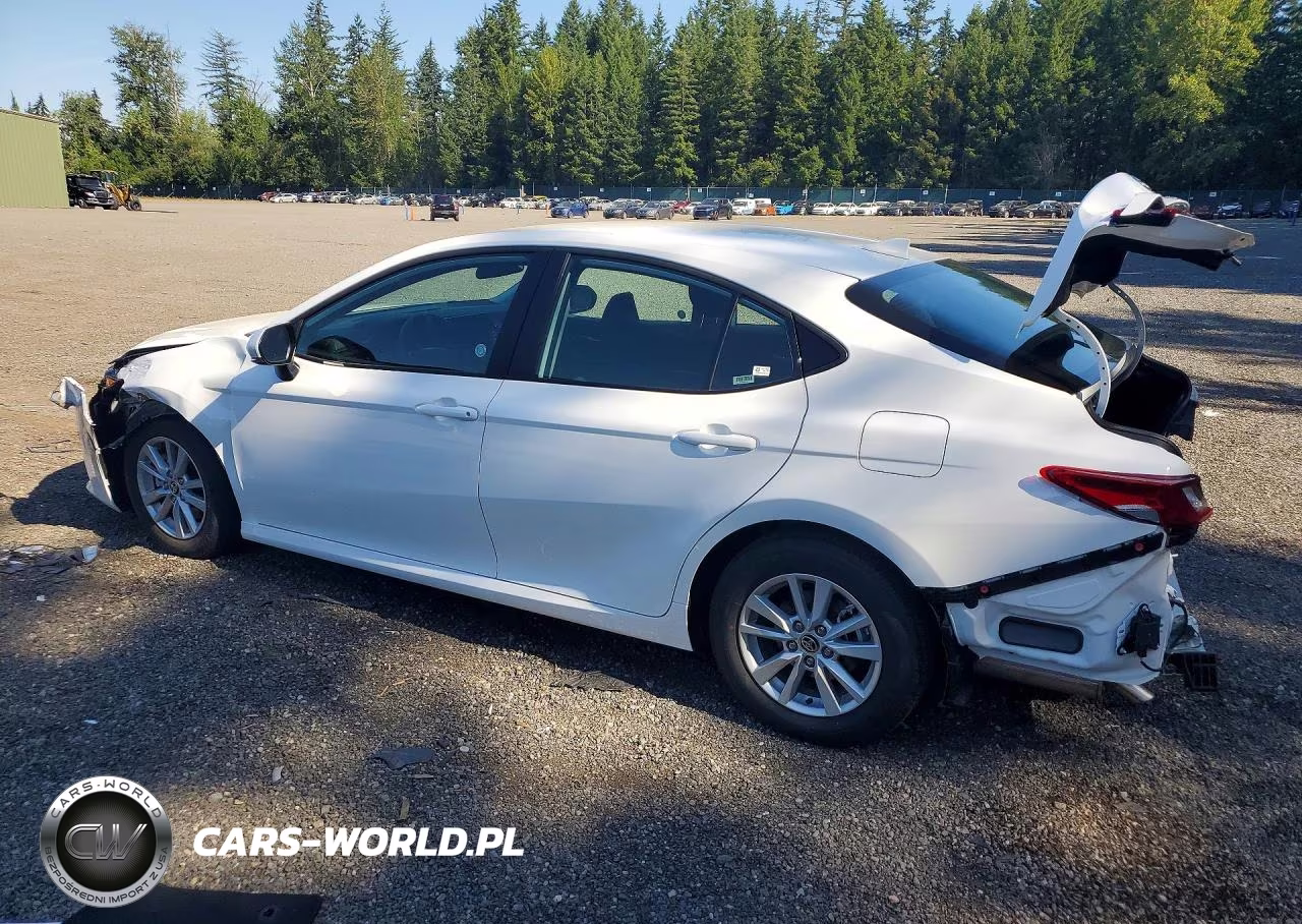 2026 Toyota Camry Le VIN:4T1DAACK4TU307164 - 2