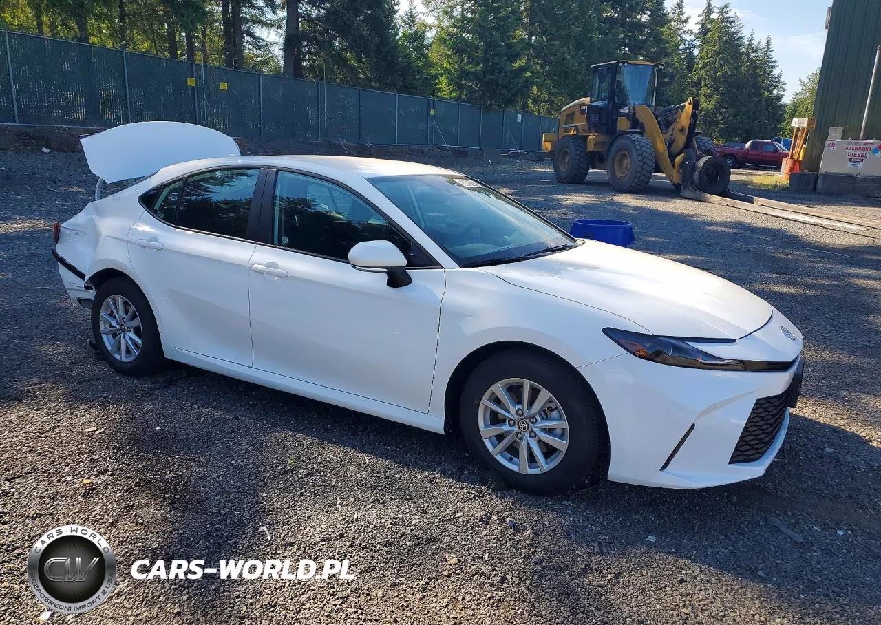2026 Toyota Camry Le VIN:4T1DAACK4TU307164 - 4