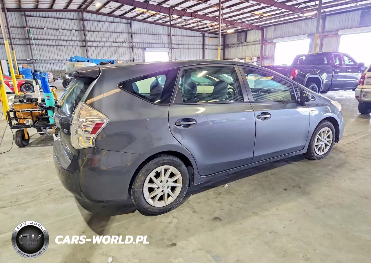 2013 Toyota Prius V Three VIN:JTDZN3EU9D3221395 - 3