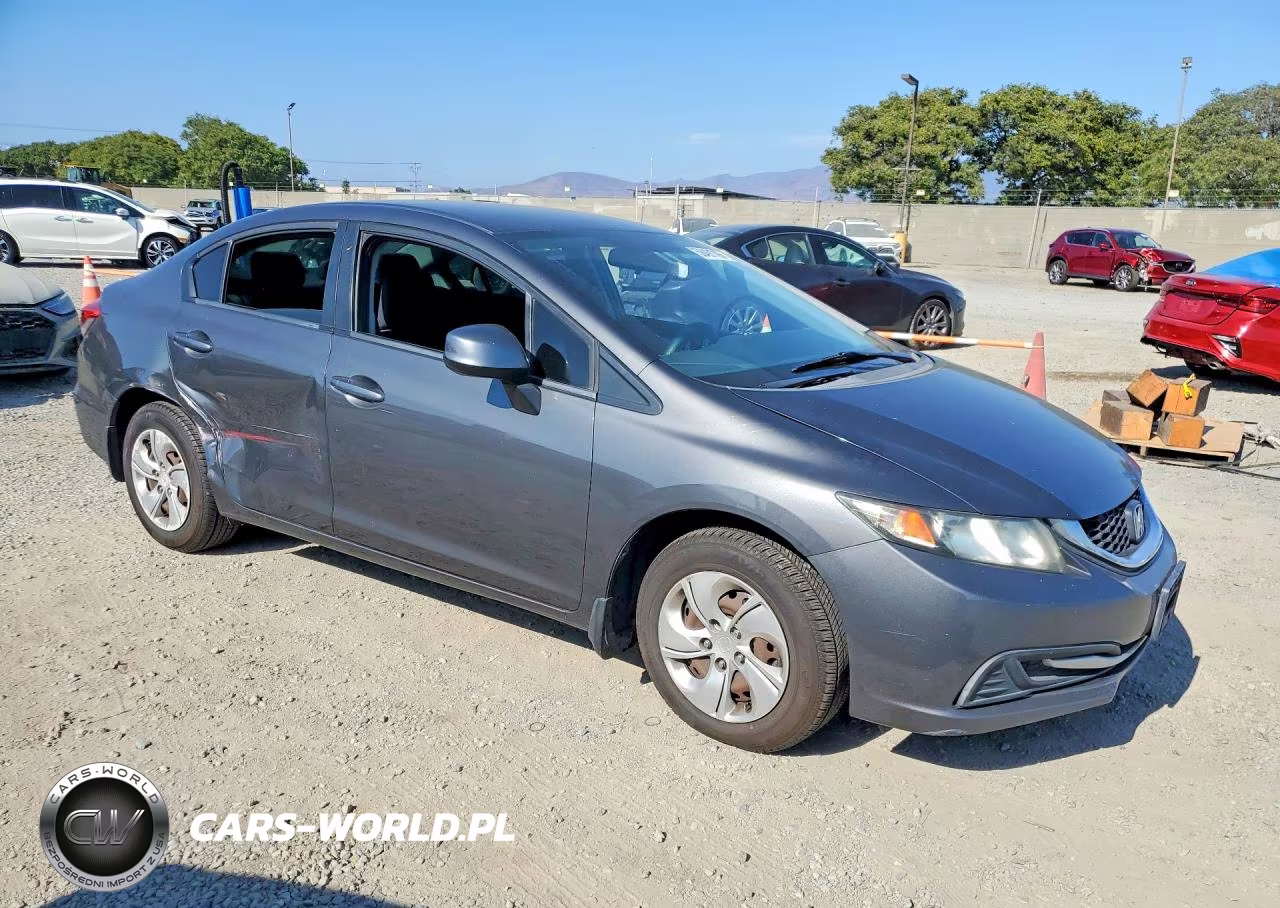 2013 Honda Civic Lx VIN:2HGFB2F58DH565747 - 4