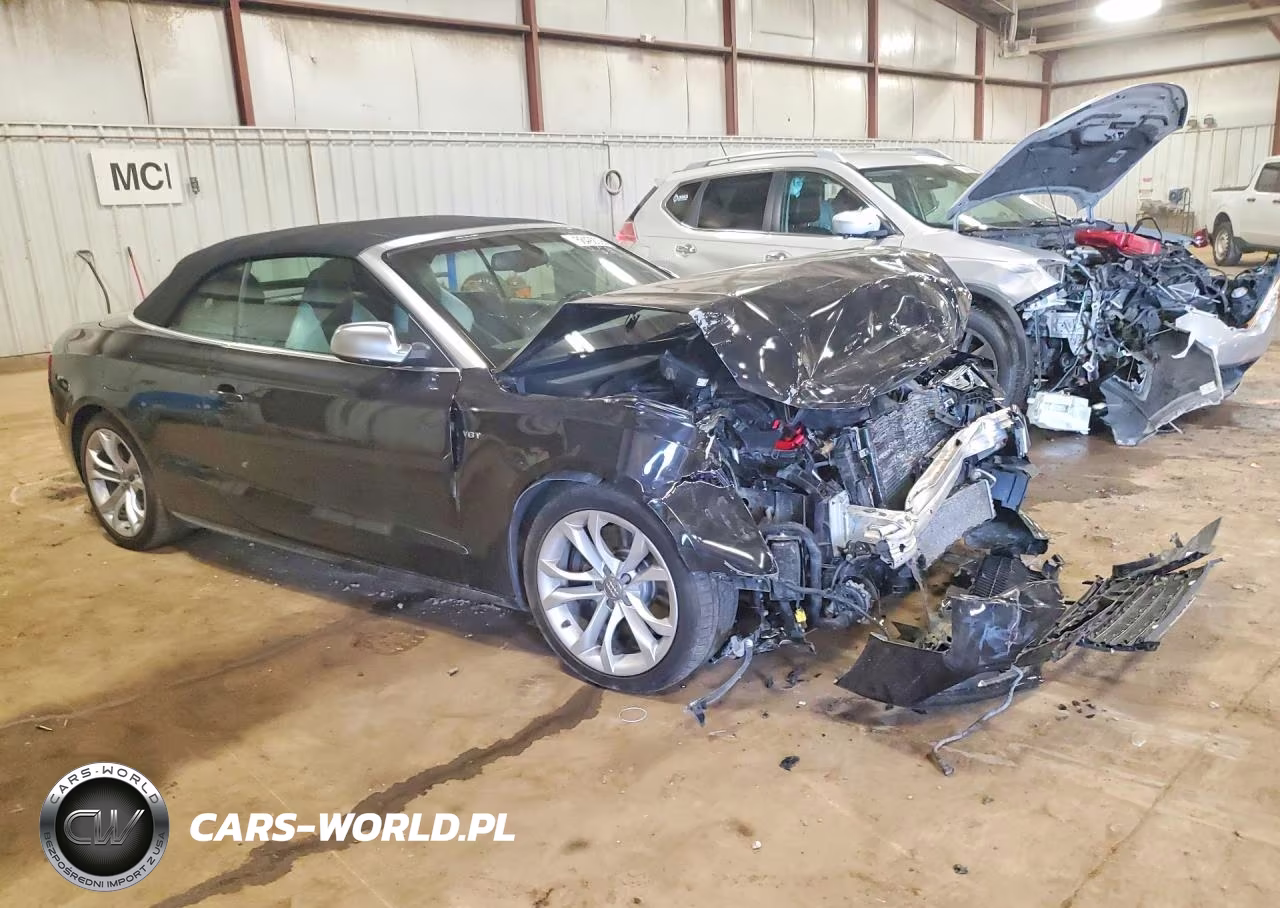 2013 Audi S5 Prestige VIN:WAUVGAFH8DN010298 - 4