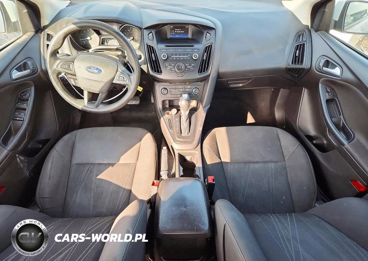 2016 Ford Focus Se VIN:1FADP3F21GL268920 - 8
