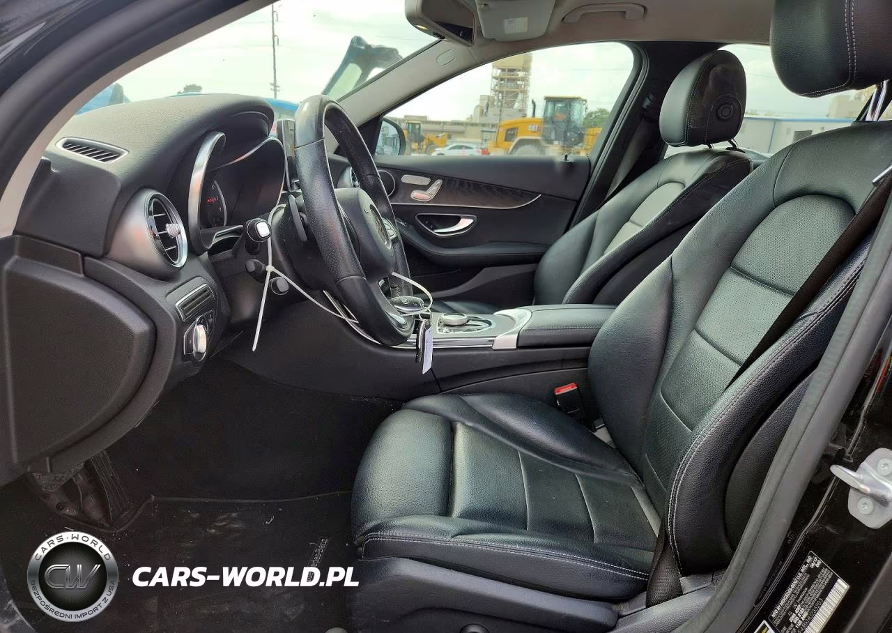 2017 Mercedes-Benz C 300 VIN:55SWF4JBXHU233203 - 7