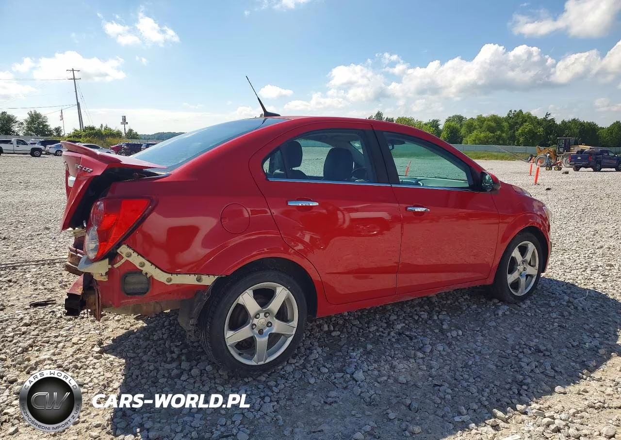 2013 Chevrolet Sonic Ltz VIN:1G1JE5SH6D4165743 - 3
