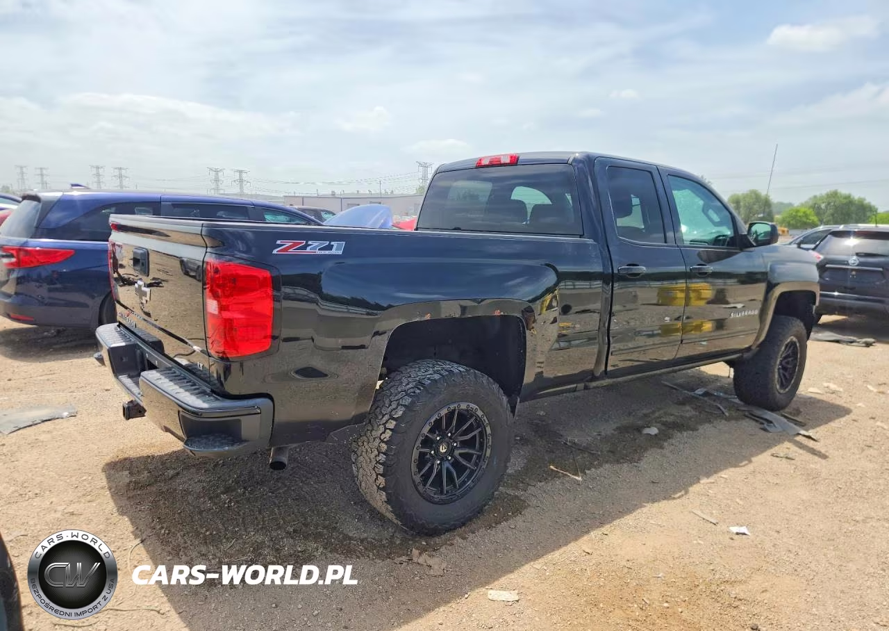 2017 Chevrolet Silverado K1500 Lt VIN:1GCVKREC2HZ159214 - 3