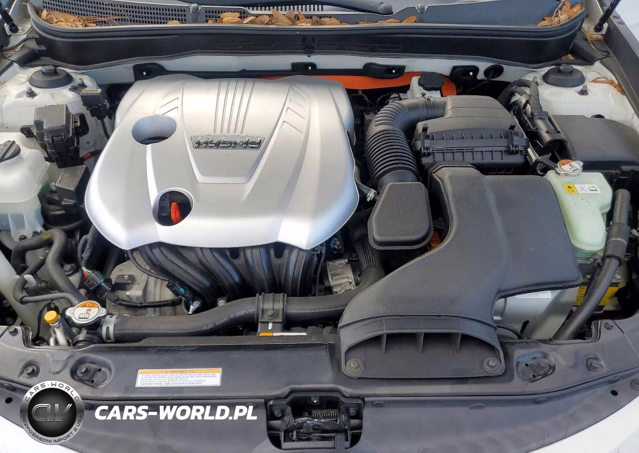2015 Hyundai Sonata Hybrid Base VIN:KMHEC4A4XFA133529 - 11