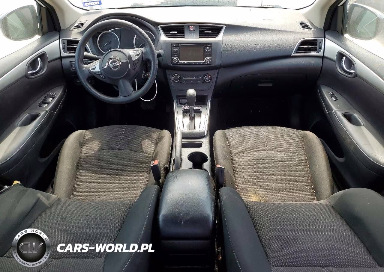 2018 Nissan Sentra S VIN:3N1AB7AP6JY300364 - 9