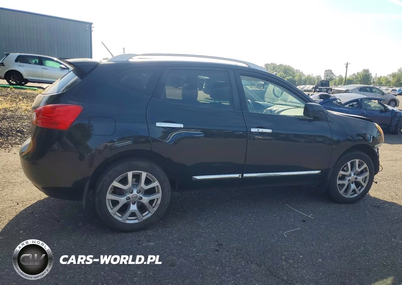 2012 Nissan Rogue VIN:JN8AS5MV6CW402970 - 3