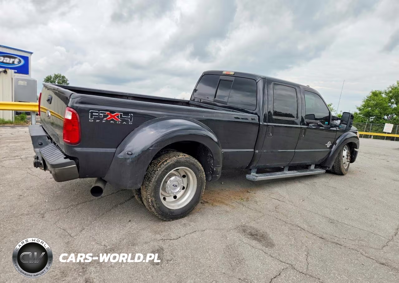 2011 Ford F450 Super Duty VIN:1FT8W4DT9BEA29984 - 3