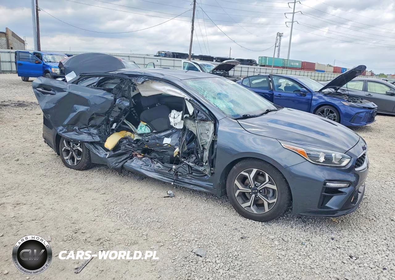 2019 Kia Forte Lxs VIN:3KPF24AD0KE130626 - 4