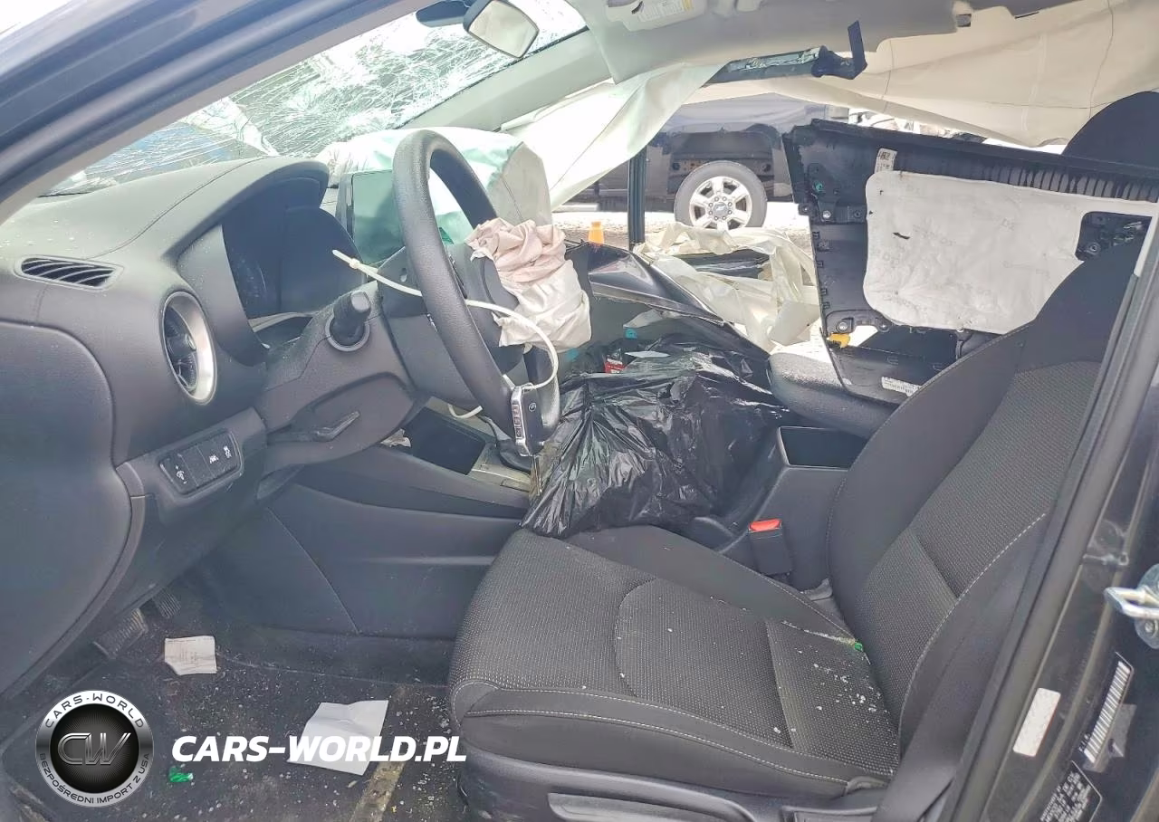 2019 Kia Forte Lxs VIN:3KPF24AD0KE130626 - 7