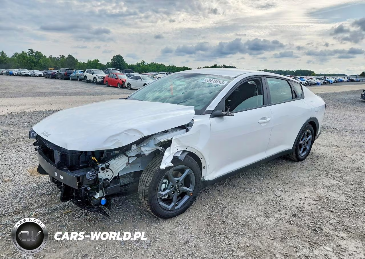 2026 Kia K4 Lxs – zdjęcie 1 z 13