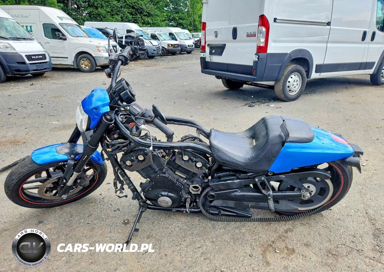 2015 Harley-Davidson Vrscdx Night Rod Special VIN:1HD1HHH11FC806654 - 3
